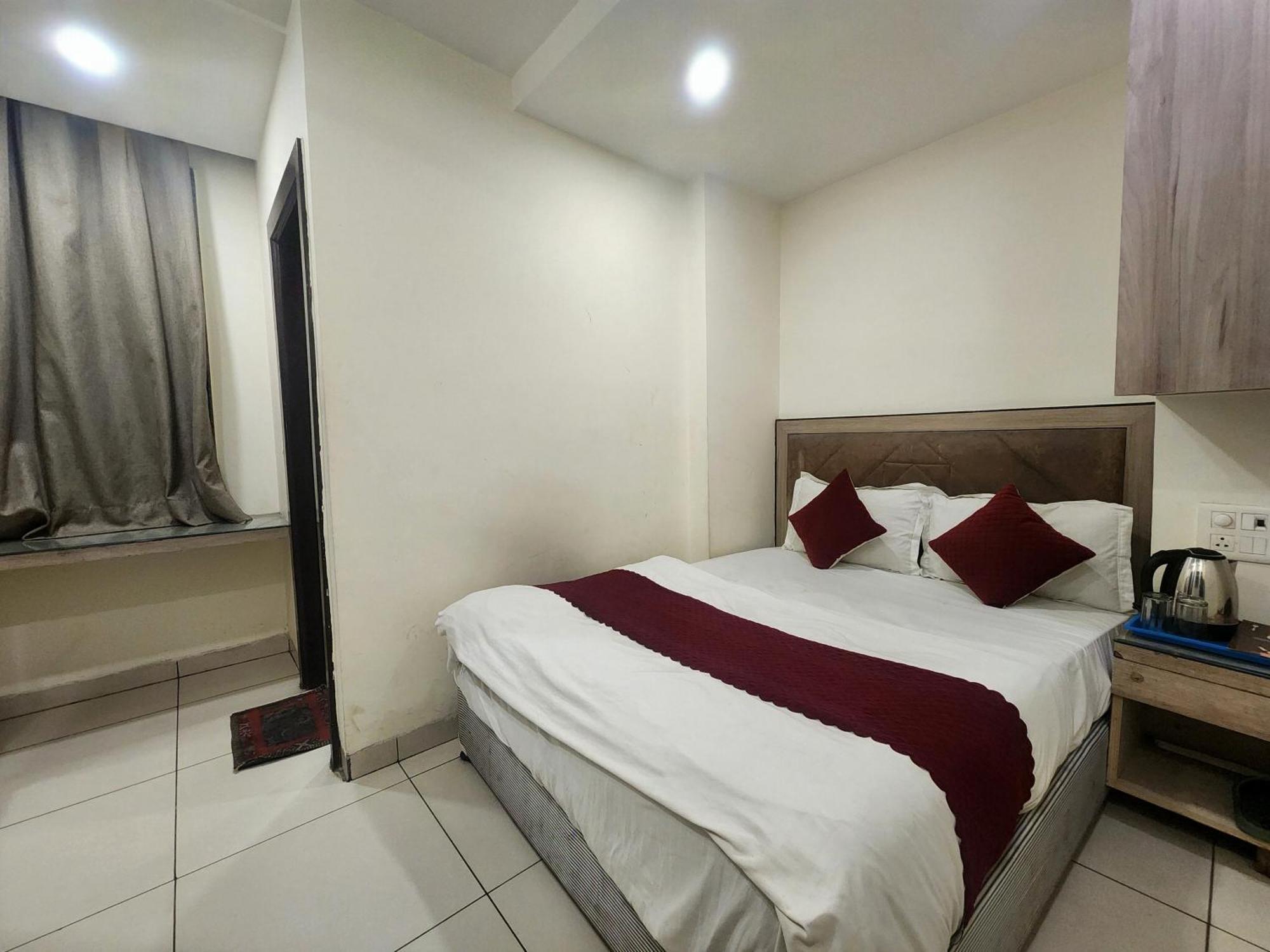 Hotel Merry Gold Νέο Δελχί Εξωτερικό φωτογραφία