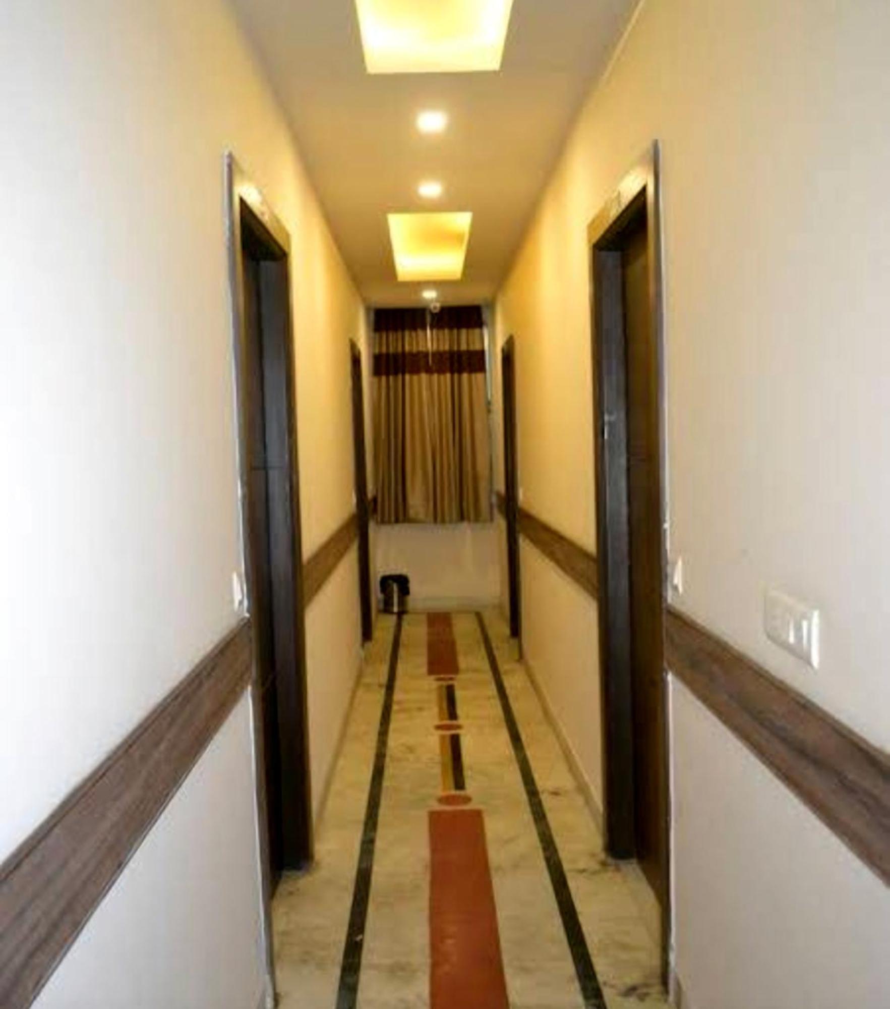 Hotel Merry Gold Νέο Δελχί Εξωτερικό φωτογραφία