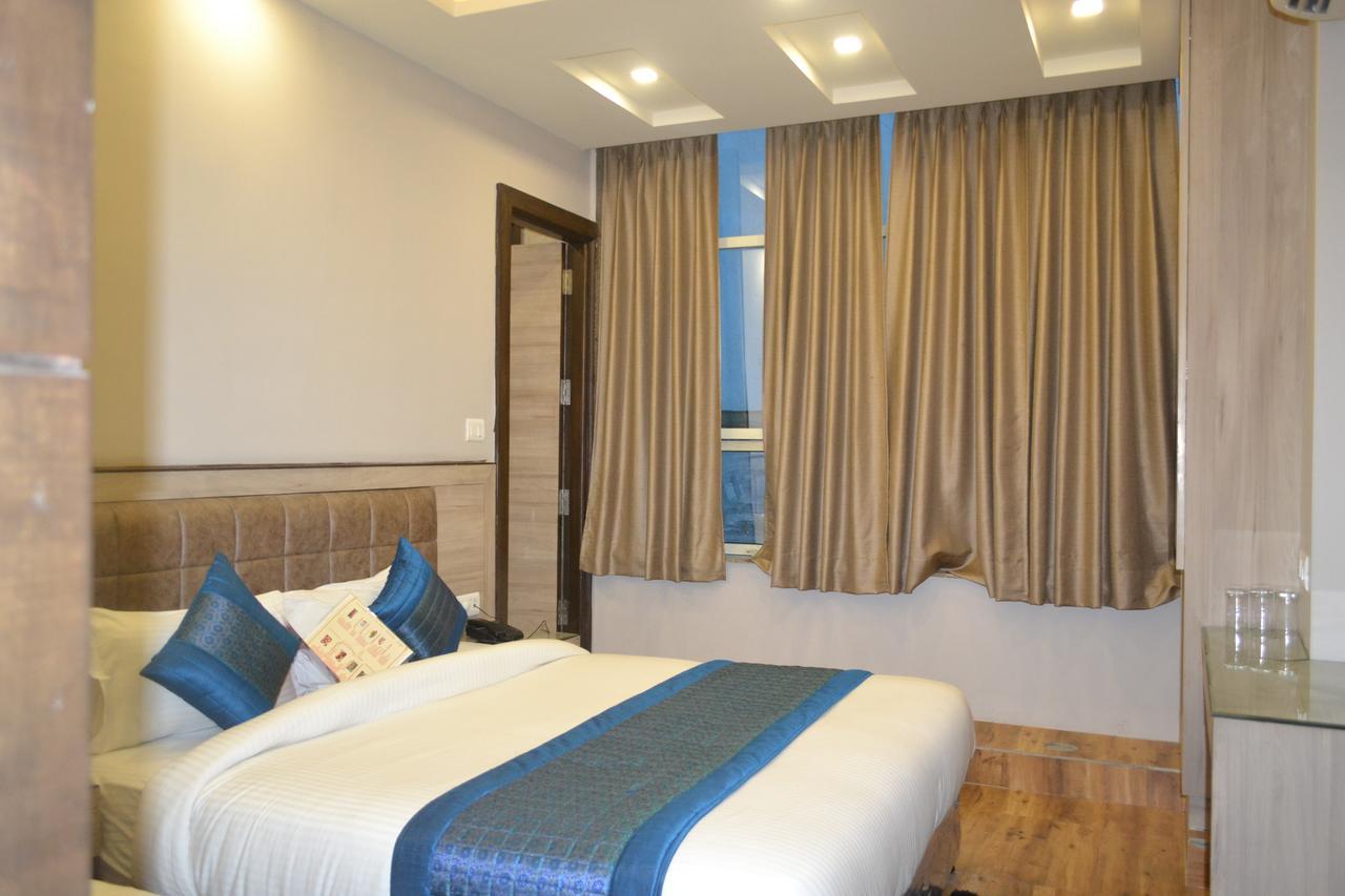 Hotel Merry Gold Νέο Δελχί Εξωτερικό φωτογραφία