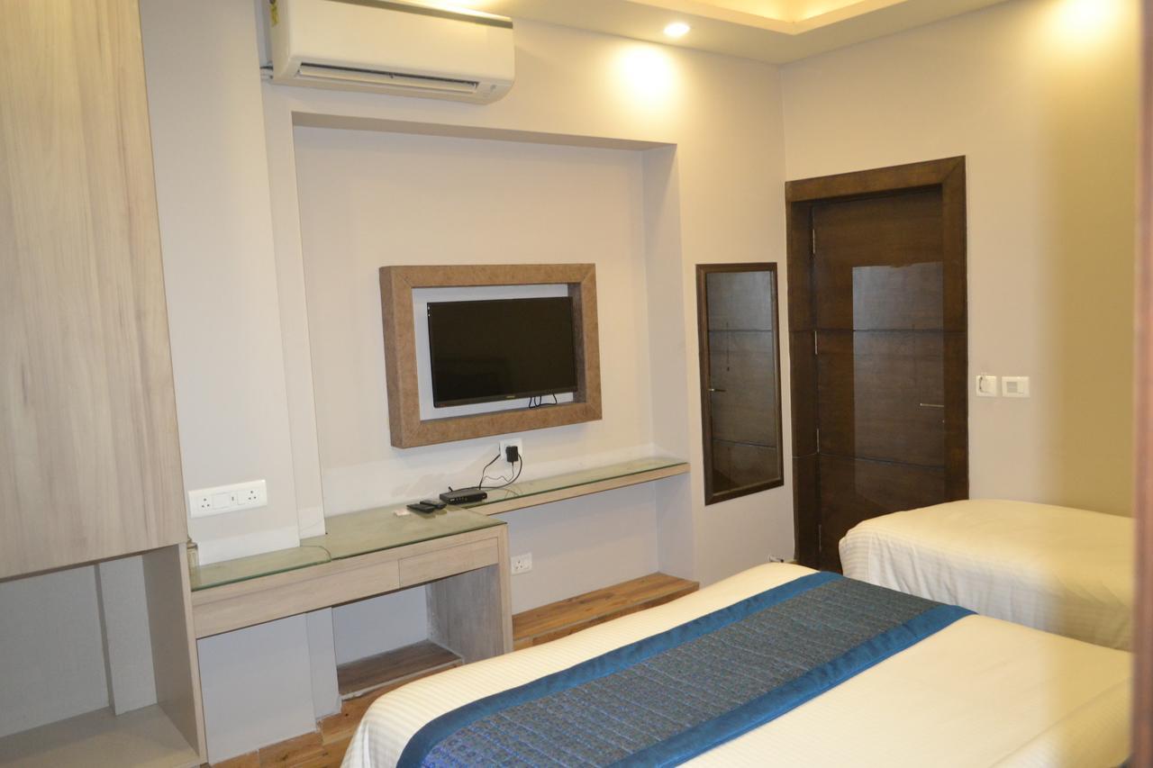 Hotel Merry Gold Νέο Δελχί Εξωτερικό φωτογραφία